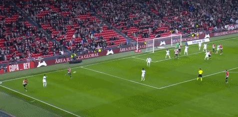 球迷态度：朱辰杰或无缘国足世预赛，谁将出任中卫组合？