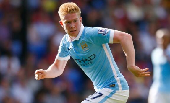 扎金花心理战：如何通过“假装拿不稳筹码”来掩盖你的怪兽牌？（扎金花心理博弈：拿筹码装慌，悄把怪兽牌藏起来）