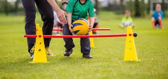 杜兰特连续得分带动全队