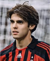 德甲球队战术趋势观察 高位逼抢频繁出现